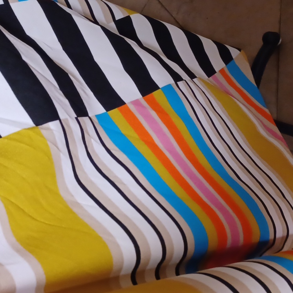 Cache Dress - Picture 8 of 9